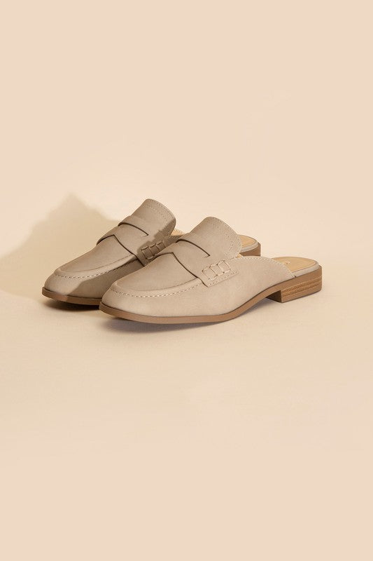 FLAT MULES SLIDES