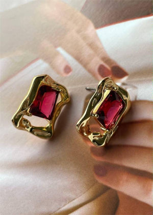 Irregular design pink crystal stud earrings